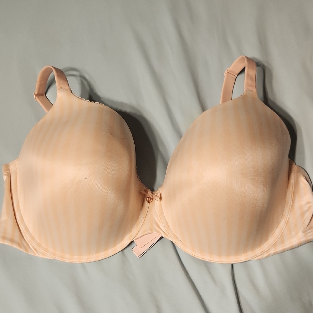 Victoria's Secret Striped Cream Bra